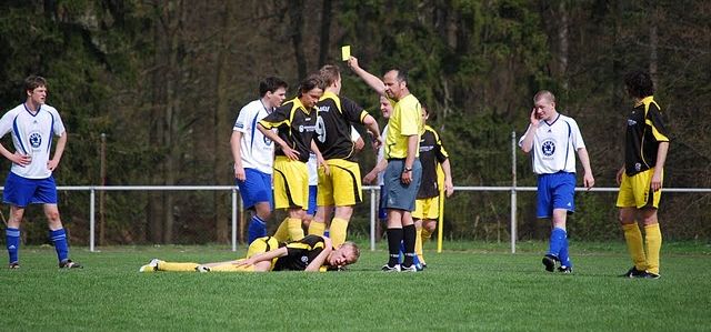 Read more about the article Ein Schritt vor, einer zurück – RSV verliert 0:3 gegen Aartal