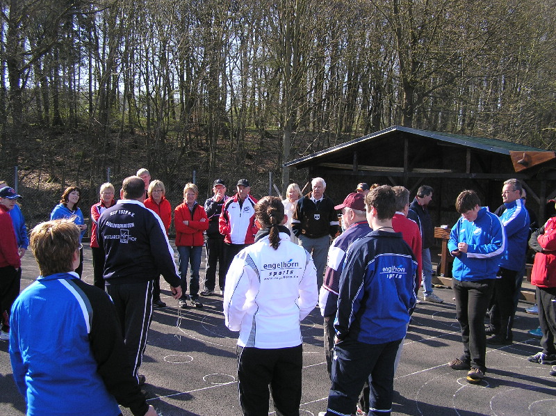 Briefing vor dem Start Der Pokal