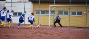 Mehr über den Artikel erfahren Sieg im Entscheidungsspiel: B-Junioren schaffen doch noch den Gruppenliga-Klassenerhalt