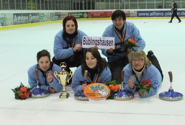 Du betrachtest gerade Eisstock: Silber- und Bronzemedaillen auf der Deutschen Meisterschaft