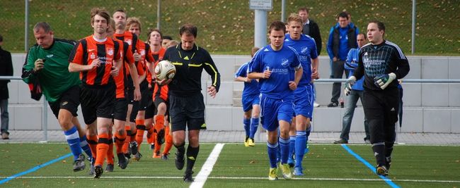 Read more about the article Premiere misslungen: 1. Mannschaft unterliegt zur Kunstrasen-Einweihung dem SSV Frohnhausen 1:4