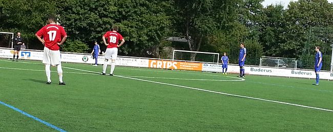 Du betrachtest gerade Auswärtssieg! RSV punktet dreifach bei der Eintracht-Reserve