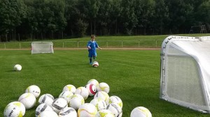 Mehr über den Artikel erfahren Jugendfußball: Trainer/Betreuer dringend gesucht!