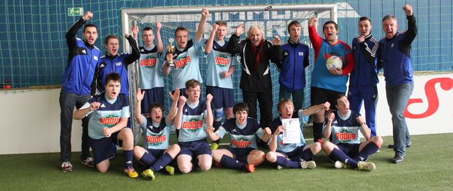 Du betrachtest gerade Fußball-ID: Stepi gratuliert beim 1. Hallencup des HBRS in Darmstadt