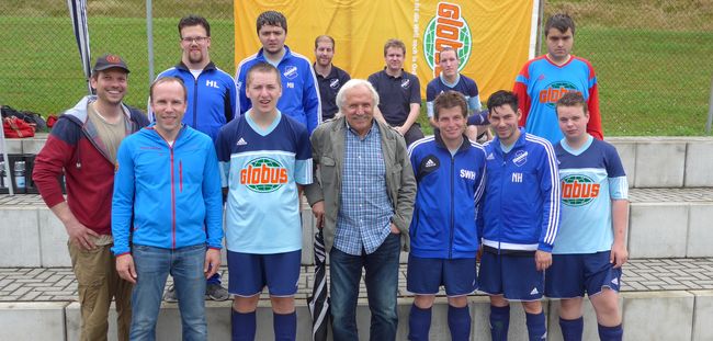 Du betrachtest gerade Hessenliga Fußball-ID: Derbysieg sichert RSV Rang 4