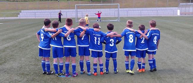 Read more about the article 1. Jugendfußball-Turnier um den InSaRep-Pokal: Über 600 Kids zeigen tollen Nachwuchsfußball