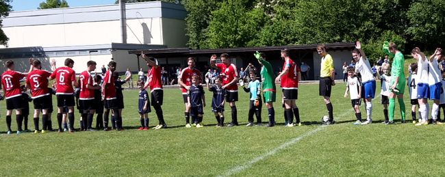 Du betrachtest gerade RSV holt nach zweimaligem Rückstand noch 2:2 im Derby