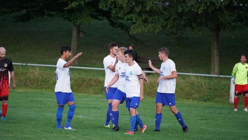 Du betrachtest gerade Sonntag ist wieder Heimspieltag auf der Bezirkssportanlage