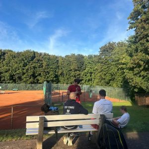 Mehr über den Artikel erfahren Tennis-Medenrunde: Plätze 2 und 3 in der Endabrechnung