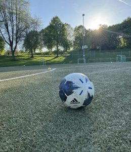 Mehr über den Artikel erfahren Fußball am Wochenende: RSV I wieder auswärts gefordert – Heimspiele für Team 2 und 3