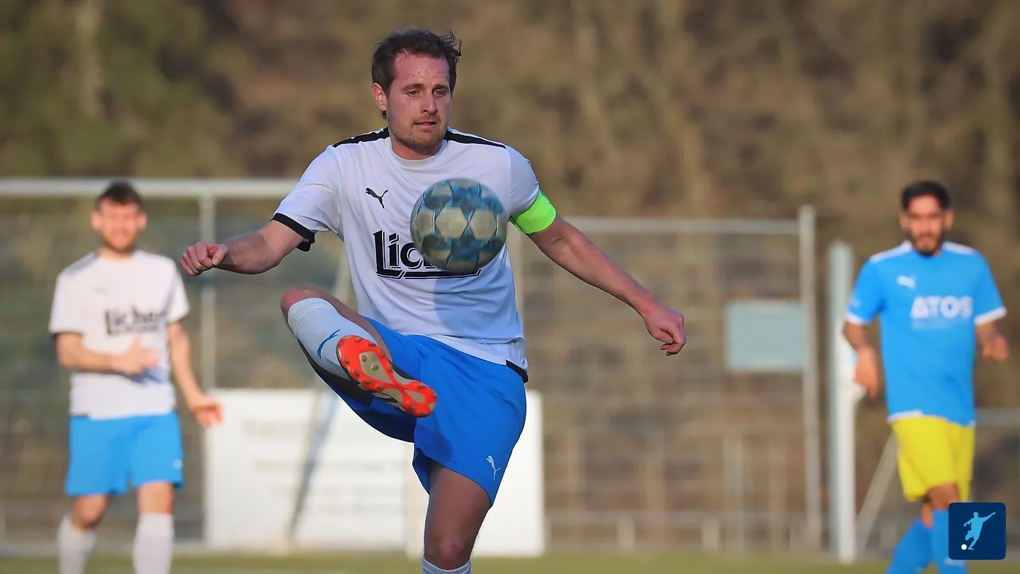 Mehr über den Artikel erfahren RSV unter Flutlicht in Burg gefordert – Team 2 und 3 Sonntag in Steindorf zu Gast